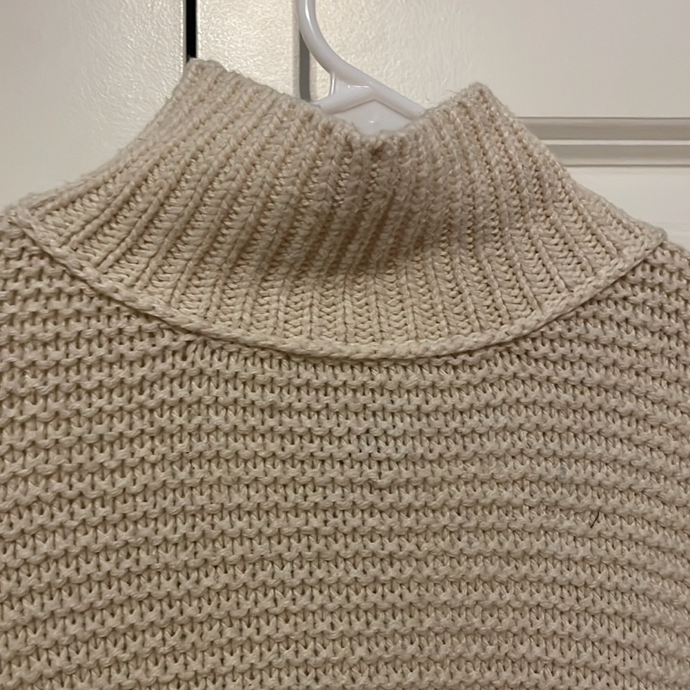 Universal Thread Sweater - image 4